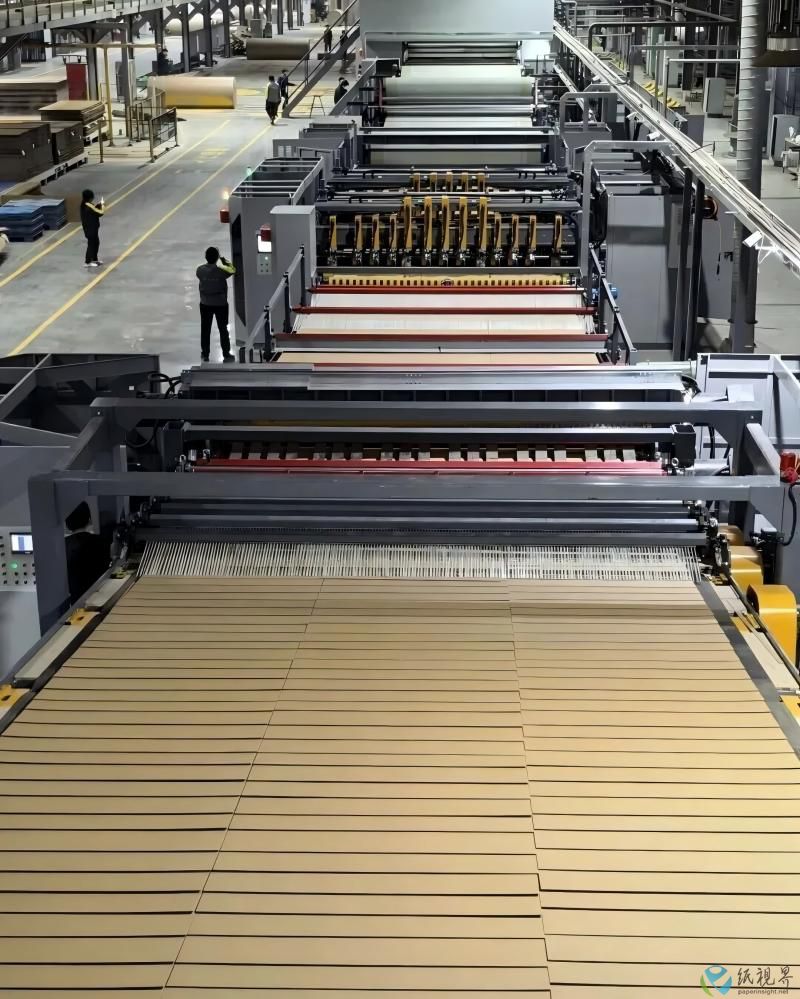 纸板成型(1).jpg 纸板成型(1).jpg