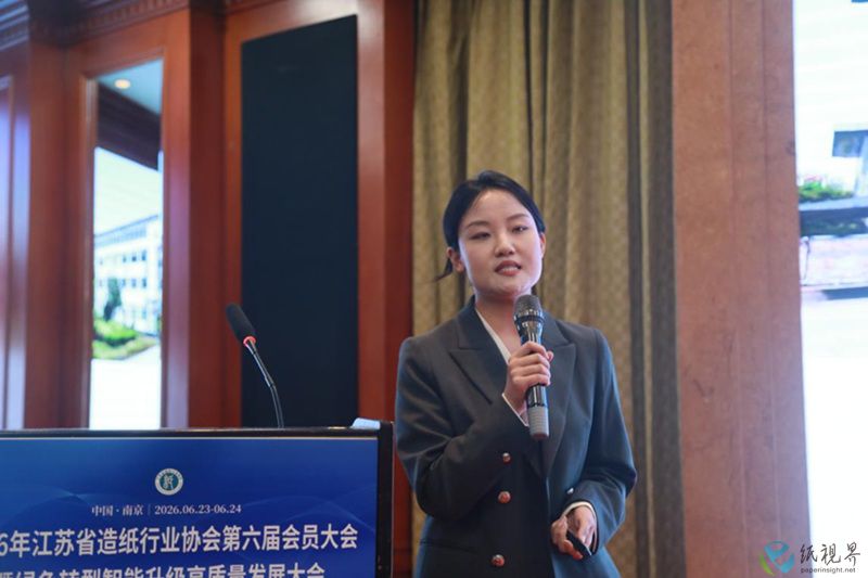王若楠800.jpg 王若楠800.jpg